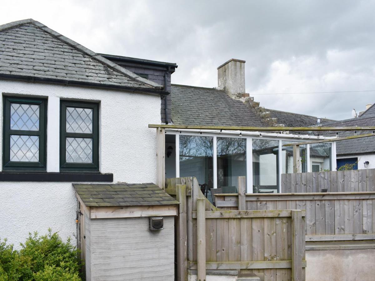Primrose Cottage Elgin Exterior photo